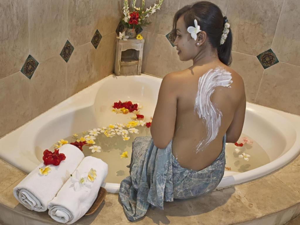 Alam Sari Keliki Resort & Spa Тегалаланг Екстериор снимка